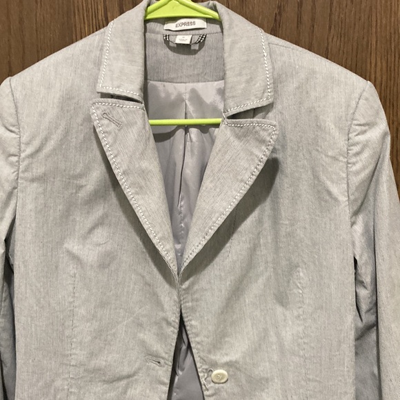 Express two button, pinstriped fitted cotton jacket - Picture 6 of 12